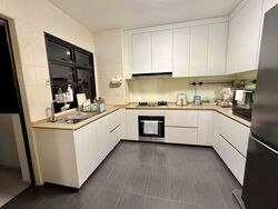 Blk 220C Linear Green @ Bedok (Bedok), HDB 5 Rooms #585115741